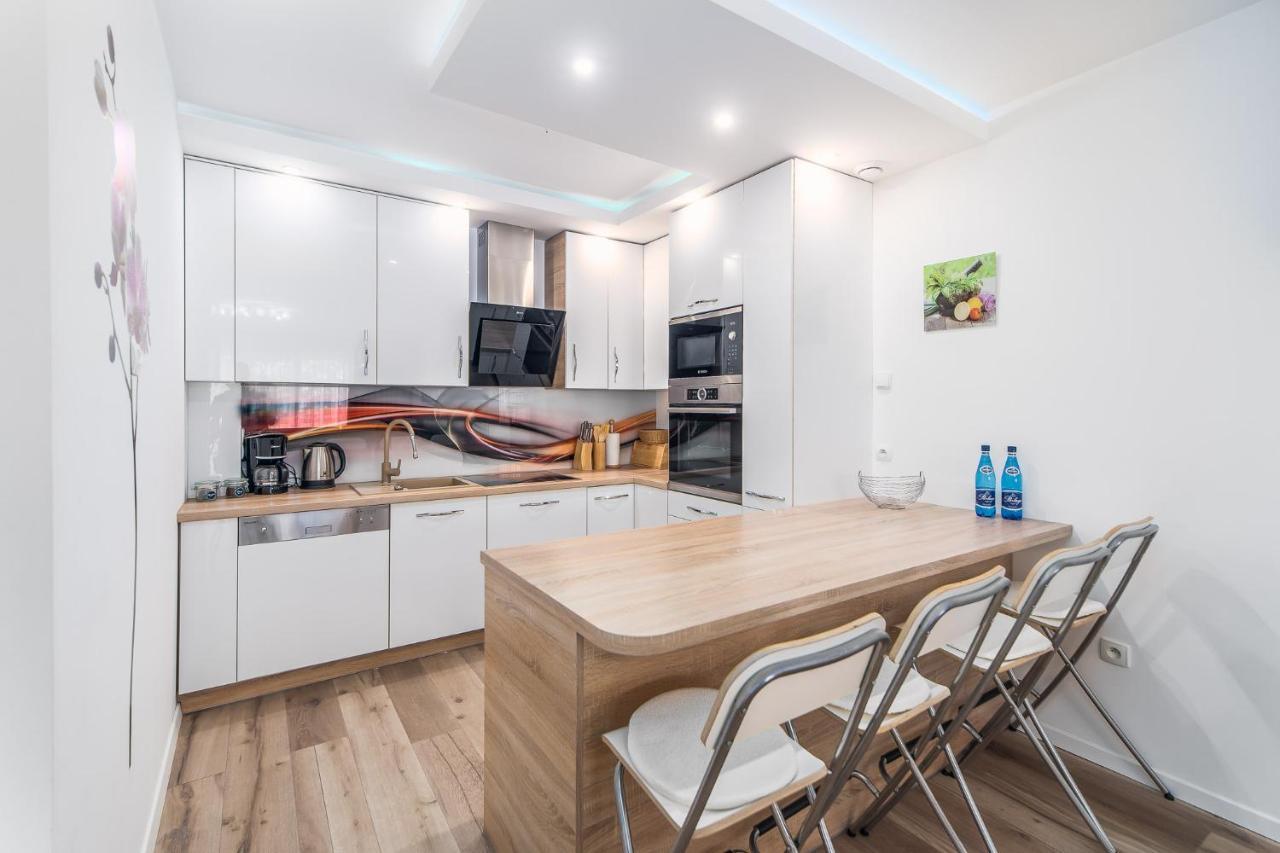 Seaside Breeze Stylish Apartment Balcony & Parking By Noclegi Renters Miedzyzdroje Luaran gambar